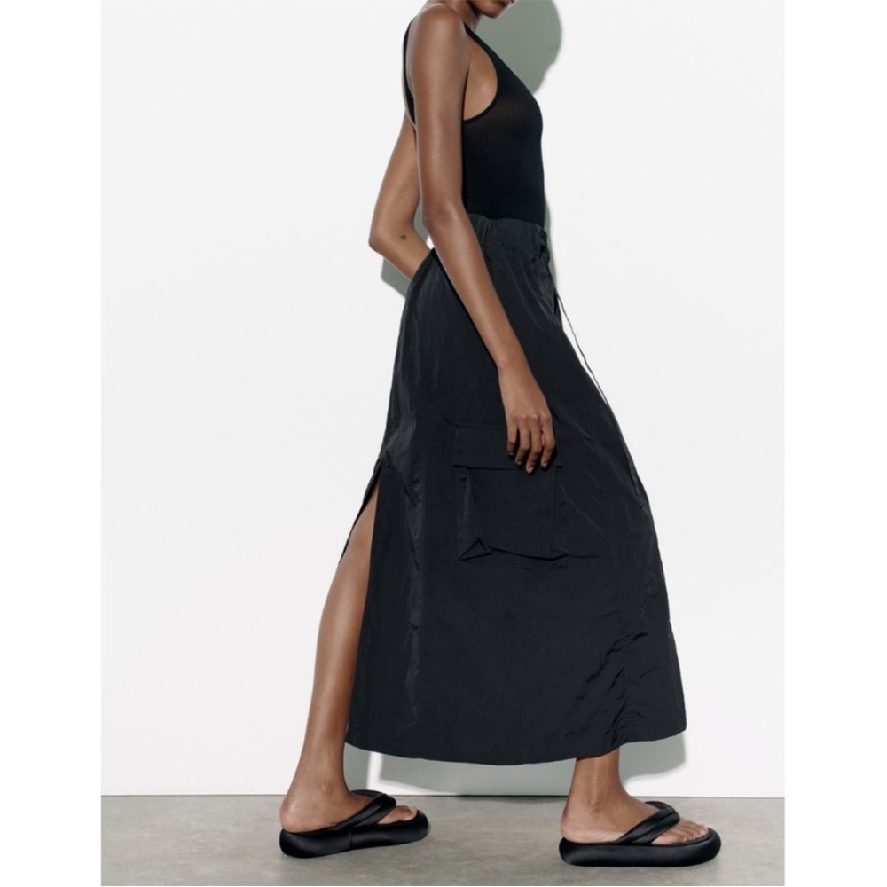 ZARA NWT NYLON CARGO SKIRT 🍒 - Picture 4 of 9